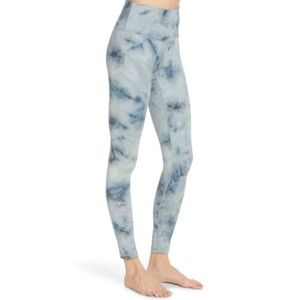 ZELLA| GUC Blue Tie Dye High Waist Leggings| Ice Blue Gray| W Sz. M